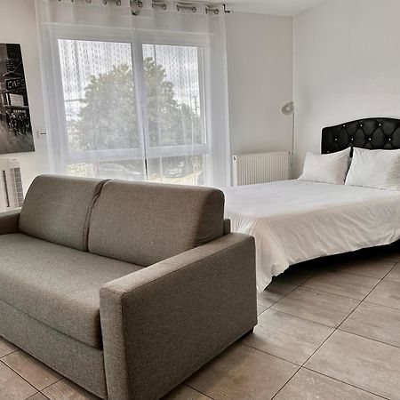 Residence 4T - 33 Avenue Gaston Chauvin Aulnay-sous-Bois Eksteriør bilde