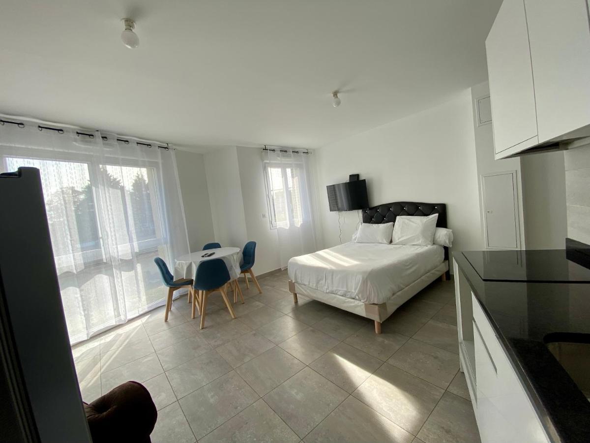 Residence 4T - 33 Avenue Gaston Chauvin Aulnay-sous-Bois Eksteriør bilde