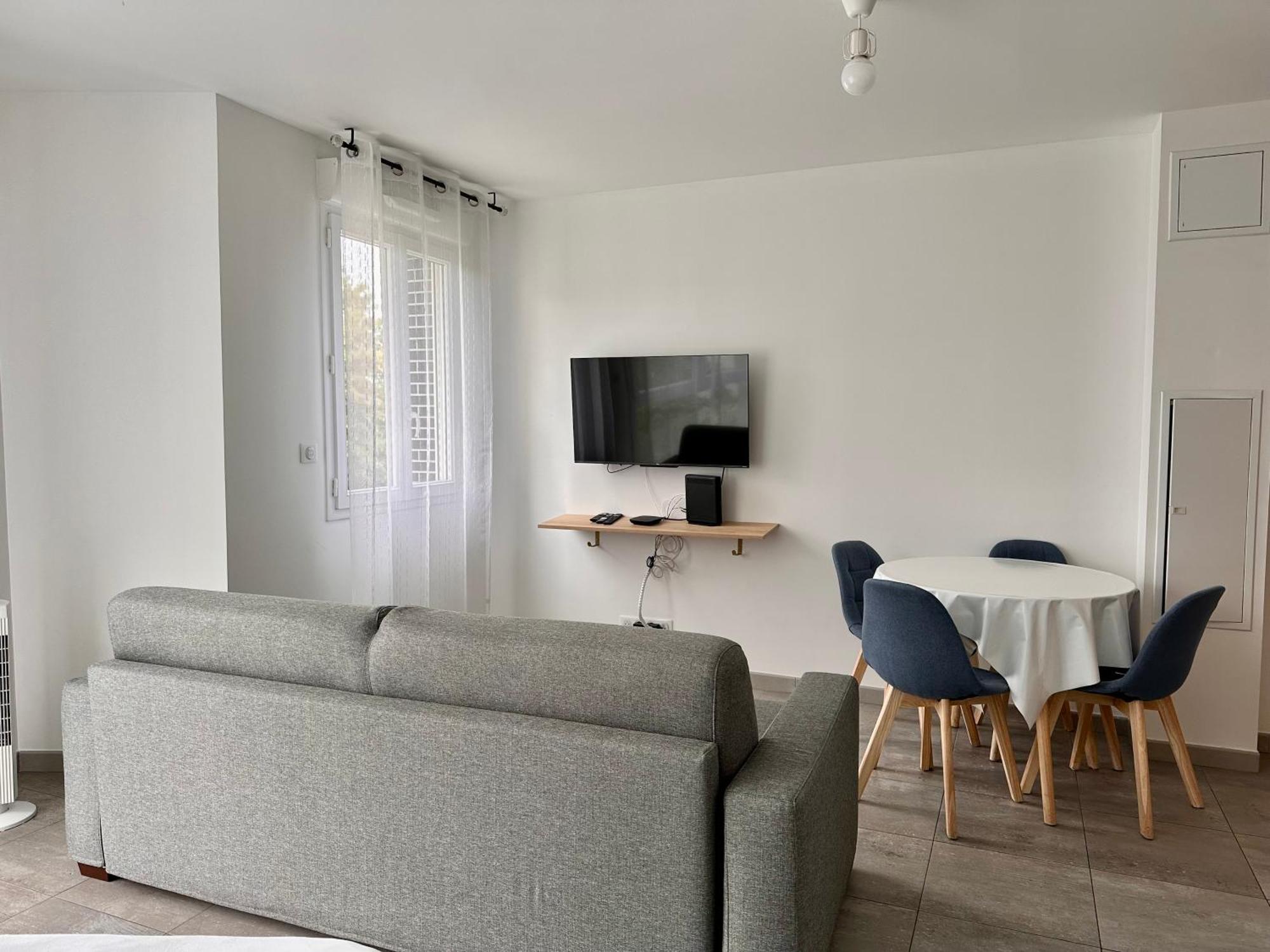Residence 4T - 33 Avenue Gaston Chauvin Aulnay-sous-Bois Eksteriør bilde