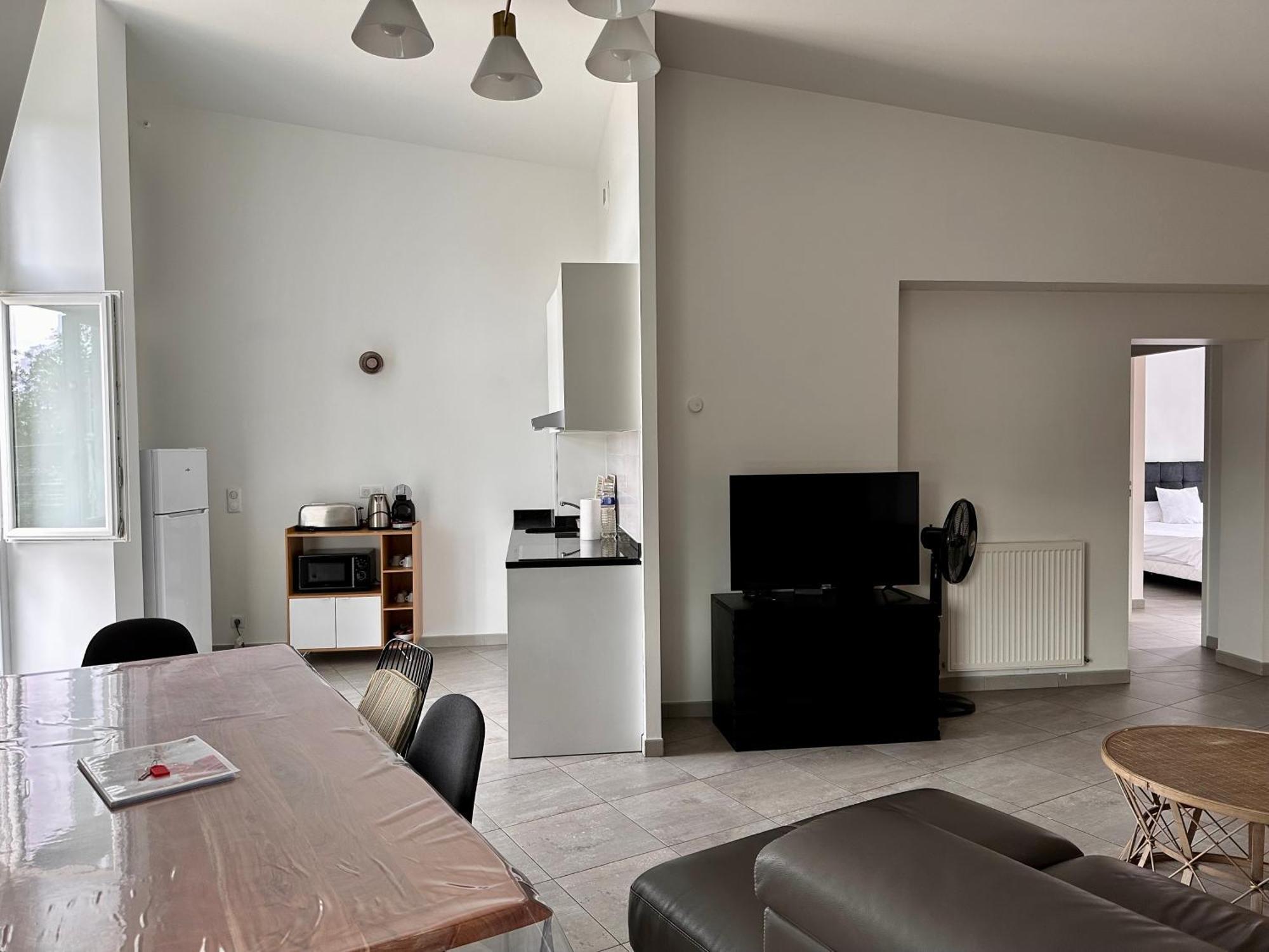 Residence 4T - 33 Avenue Gaston Chauvin Aulnay-sous-Bois Eksteriør bilde