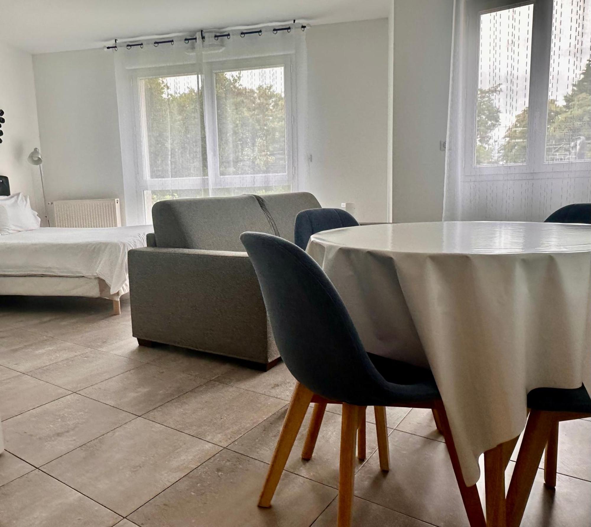 Residence 4T - 33 Avenue Gaston Chauvin Aulnay-sous-Bois Eksteriør bilde